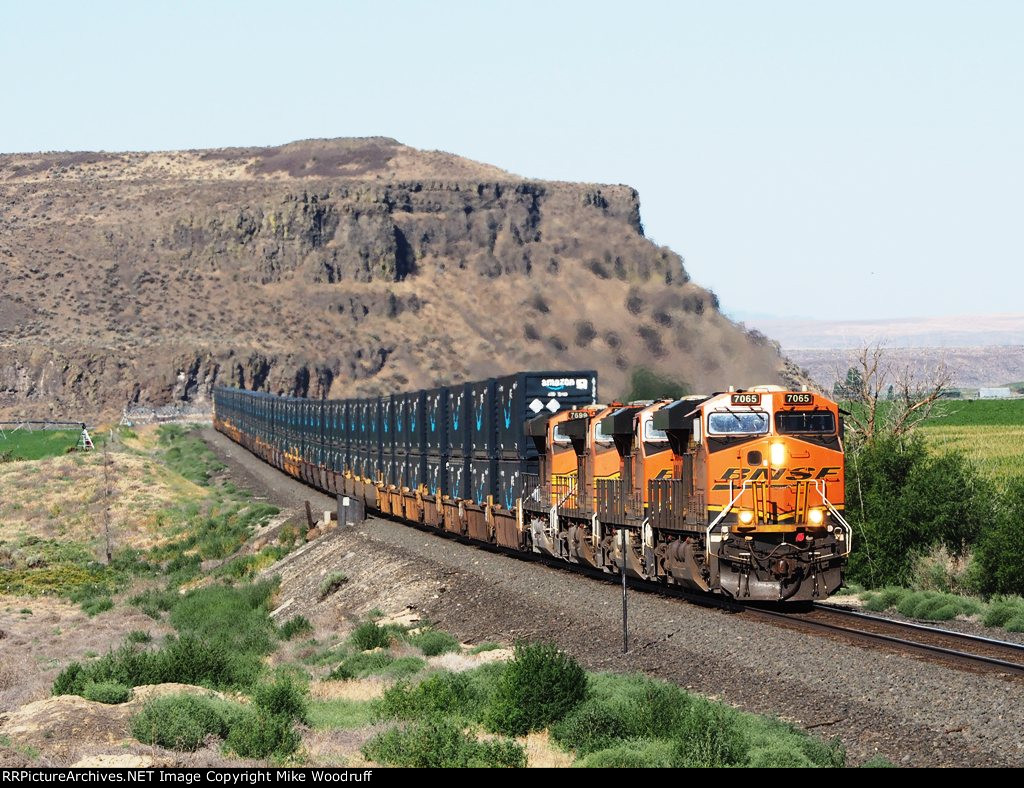 BNSF 7065